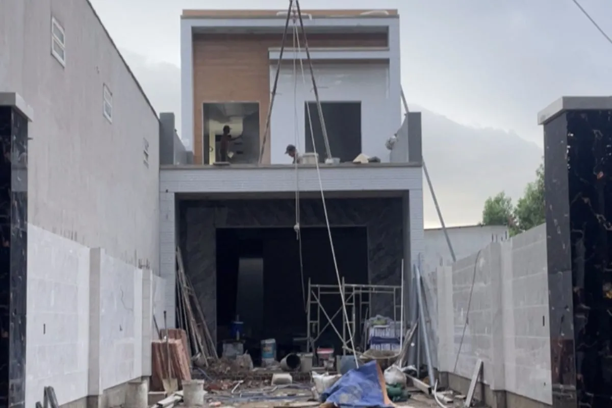 HOÀN THIỆN NHÀ XÂY THÔ